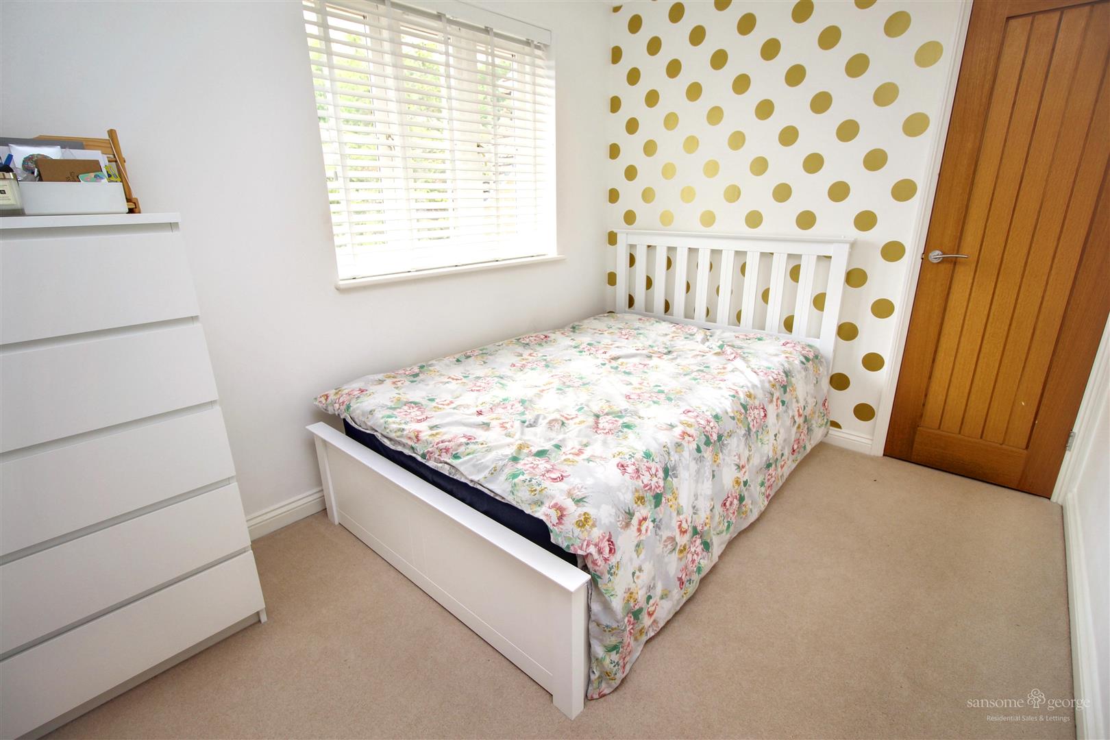 Roebuck Rise, Tilehurst, Reading